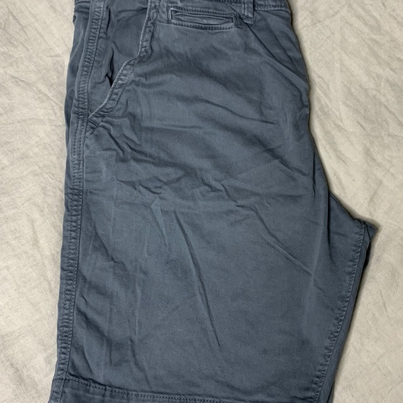 Two American Eagle Shorts - Picture 4 of 10